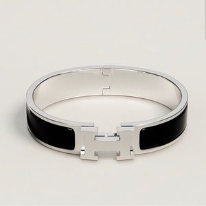 H Letter Clic Bracelet in Silver with Black